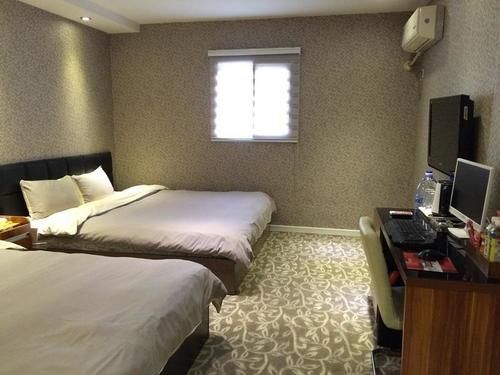 Xo Fashion Theme Hotel Dongying Eksteriør bilde